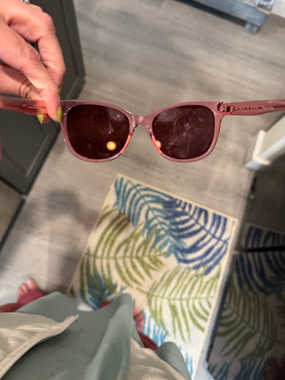 Maui Jim Women's Transparent pink sunglasses like new - Picture 3 of 5